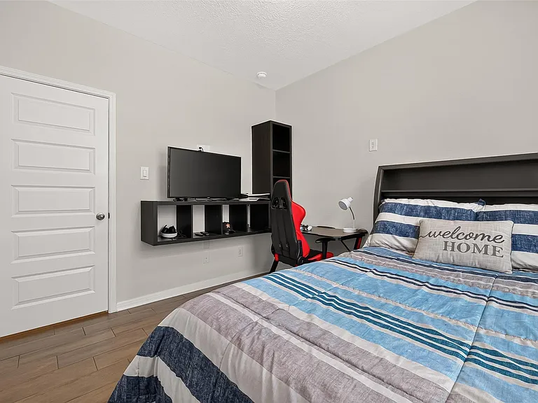 22811 Wolfshire Way — Photo 20