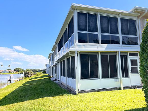 3rd image of 1540 NW 20th Avenue #101