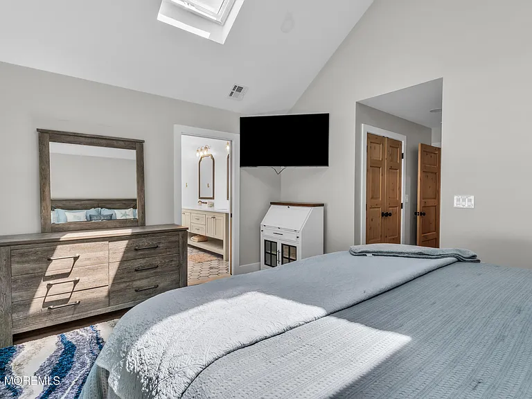 2411 Fairview Dr — Photo 20