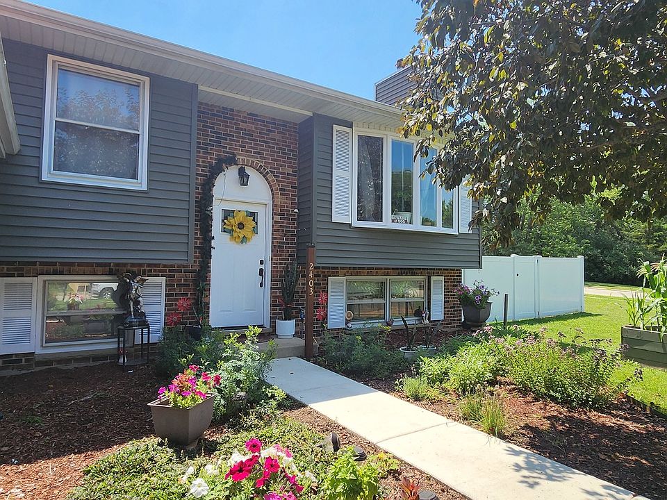 2nd image of 2403 High Point Dr