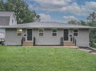 1911 S Crescent Ave, Independence, MO 64052