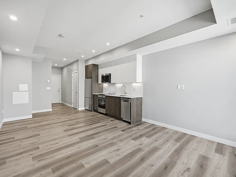 11041 86th Ave NW — Photo 38