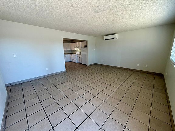3rd image of 140 Masonic Ave #3