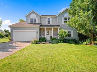 505 Lily Ln, Grafton, WI 53024