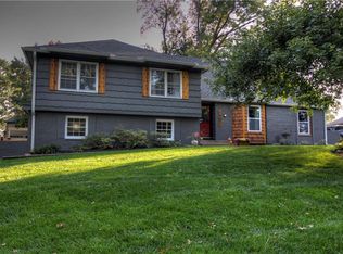 14601 E Berkshire Dr, Independence, MO 64055