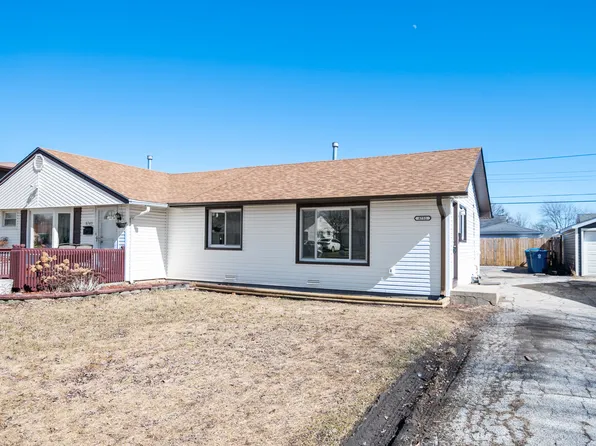 8751 S Beck Pl, Hometown, IL 60456