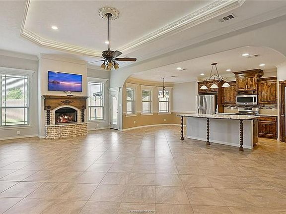 5th image of 4212 Carnes Ct S