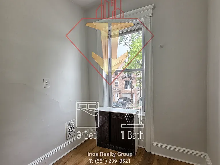 133 Boyd Ave #2 — Photo 5