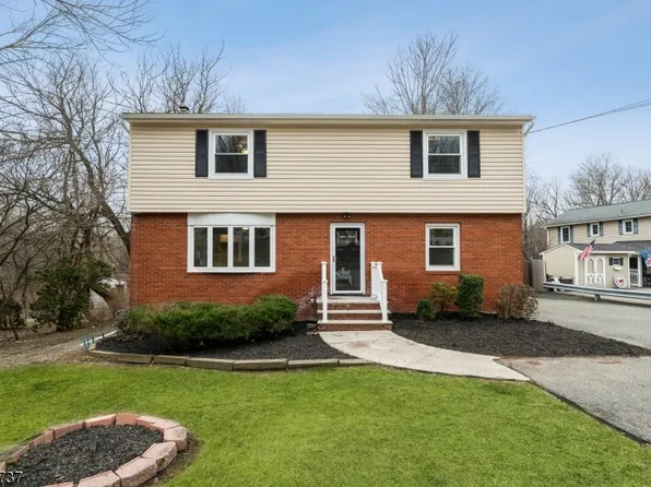 399 Macopin Rd, West Milford Twp., NJ 07480