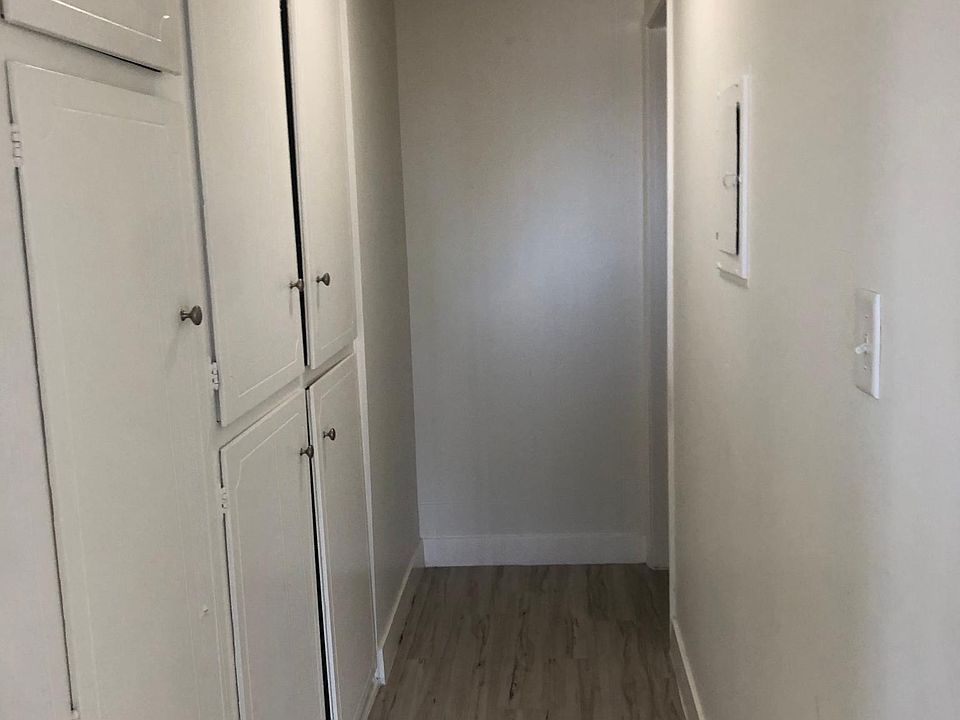 1st image of 355 Coronado Ave