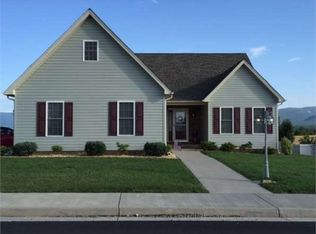 23 Boulder Dr, Stuarts Draft, VA 24477