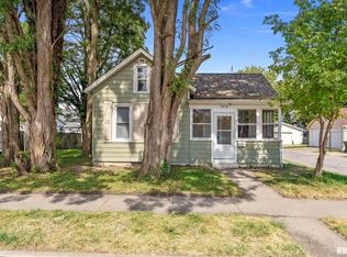 1518 W 17th St, Davenport, IA