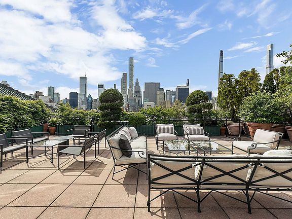 2nd image of 15 E 69th St Unit Penthouse
