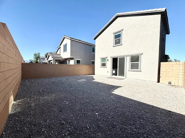 5039 Tranquil View St — Photo 14