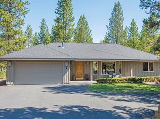 18216 Mount Street Helens Ln, Bend, OR 97707