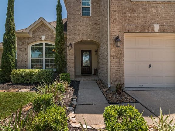 3rd image of 2124 Red Timber Ct