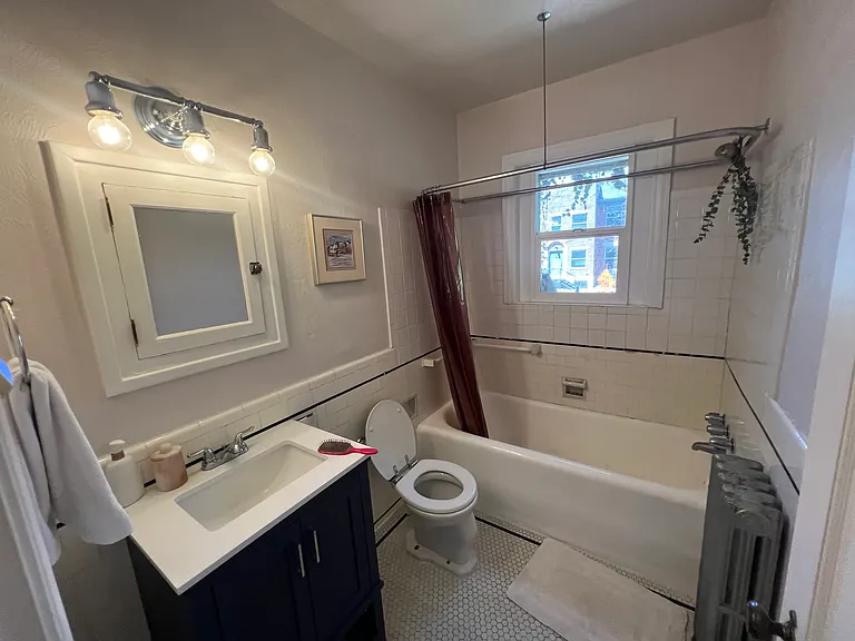 1138 E 14th Ave #7 — Photo 12
