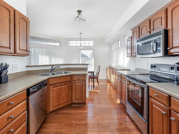 5th image of 4435 English Oak Ct