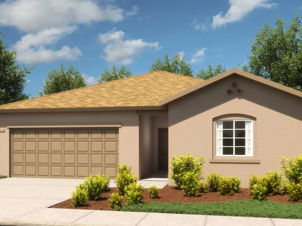 1002 S Kandarian Ct, Fowler, CA 93625