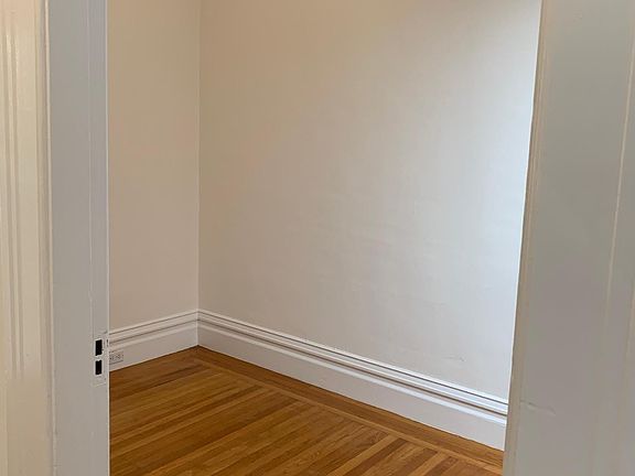 Small room used as bedroom, office or TV room
