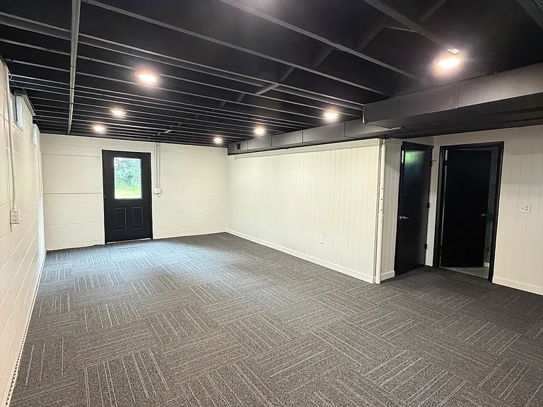 8901 M 72 E — Photo 14