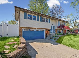 105 W Jackson St, O'Fallon, IL