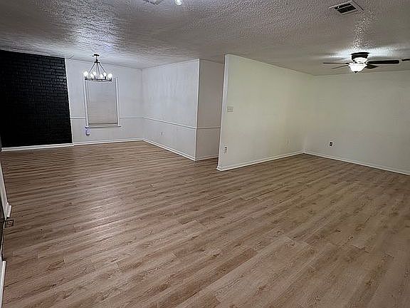 2nd image of 578 Lower Ridge Rd