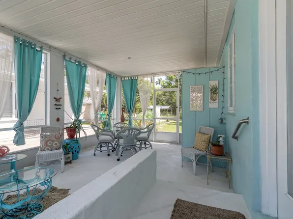 1521 Moravia Ave, Holly Hill, FL 32117