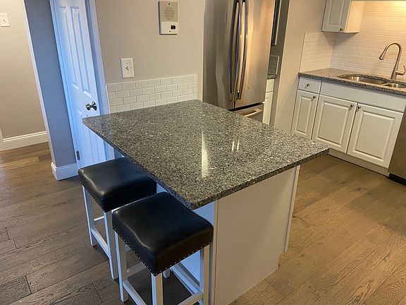 2nd image of 17 Sinai Cir #D1