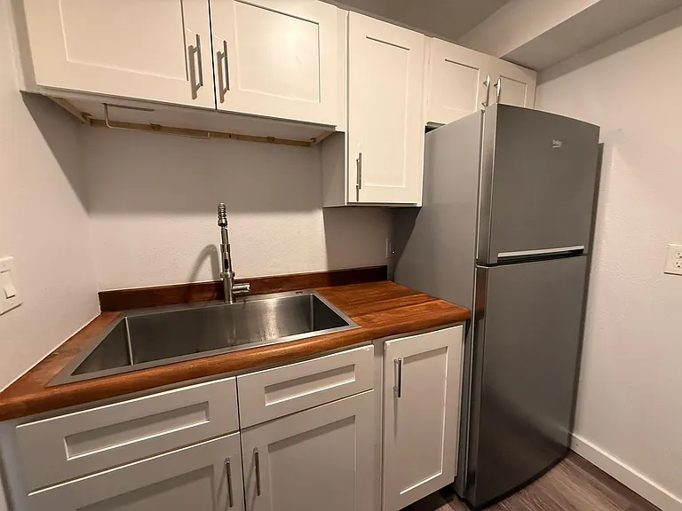 Baker 38 Apartments — Photo 17