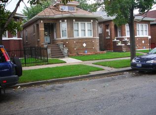 8822 S Justine St, Chicago, IL 60620