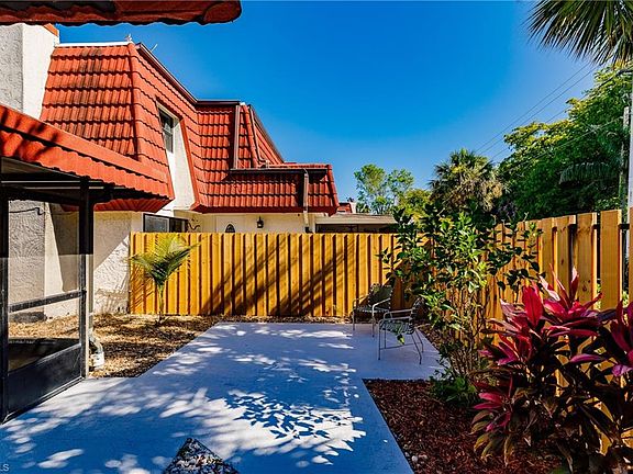 4th image of 10805 Meadow Lark Cove Dr