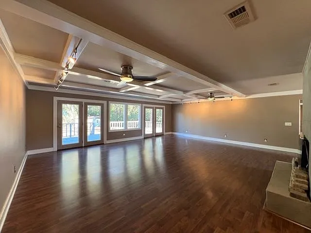 2537 Stonegate Dr — Photo 8