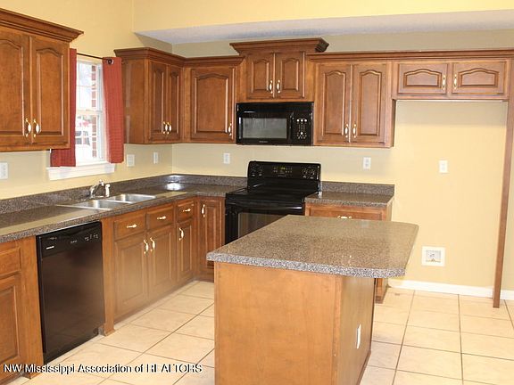 5th image of 10430 Lazy Creek Dr