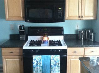 324 E Hazelhurst St, Ferndale, MI 48220