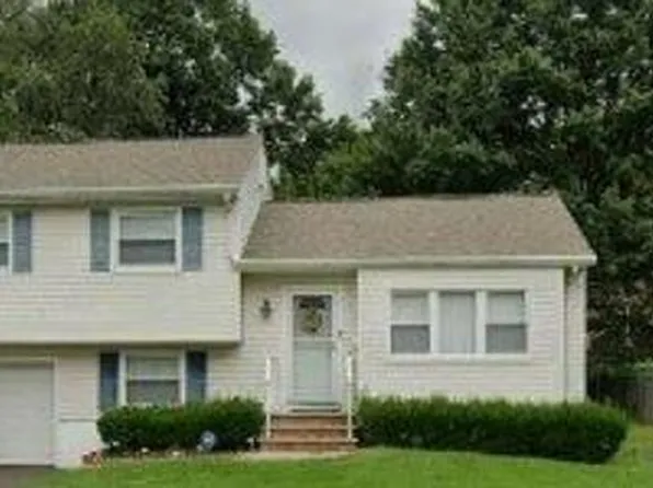 308 Skene Drive, South Plainfield, NJ 07080