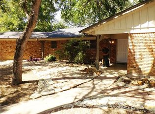 5701 Rockhill Rd, Fort Worth, TX 76112