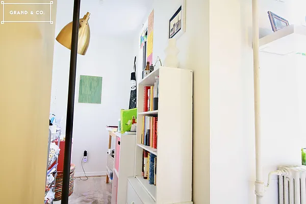 Rented by Grand & Co. | media 6