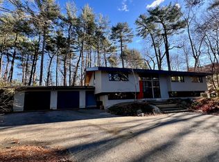 12 White Pine Ln, Lexington, MA 02421