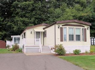 97 Clayton Dr, West Springfield, MA 01089