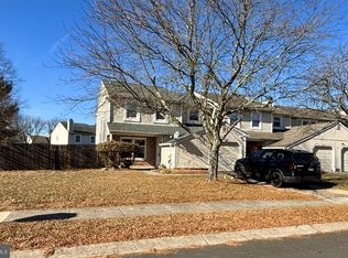 391 Tall Meadow Ln, Yardley, PA 19067