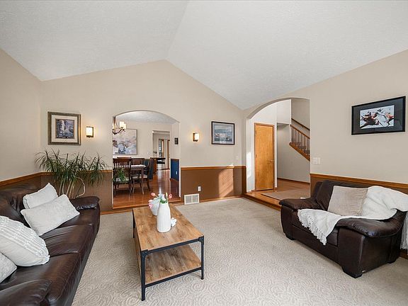 4th image of 4511 E 40th Ave