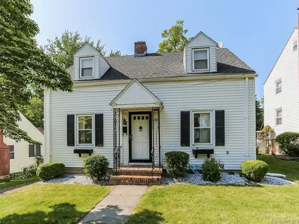 98 Woodmere Road, West Hartford, CT 06119