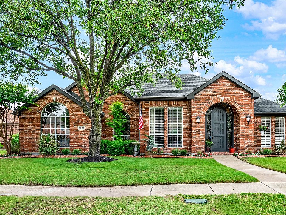 1st image of 3209 Blair Oak Dr