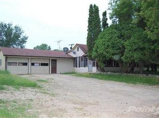 6126 Hall Rd, Dryden, MI 48428