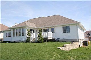 2nd image of 165 Bunker Cir
