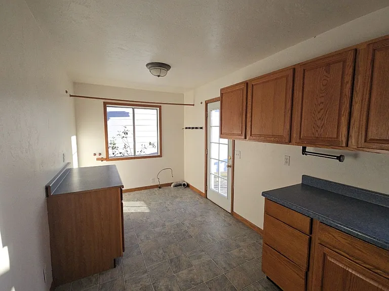 1316 Rohnerville Rd — Photo 32
