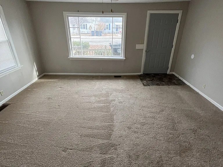 4025 Brown St — Photo 2