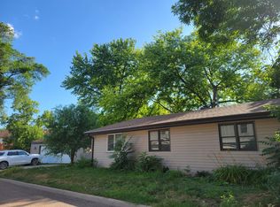 101 Huron Cir, Council Bluffs, IA 51501