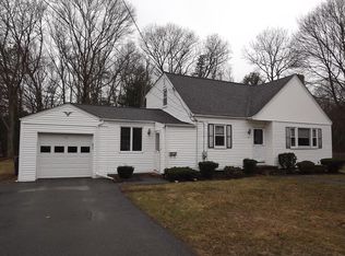 15 Wilshire Dr, Sharon, MA 02067